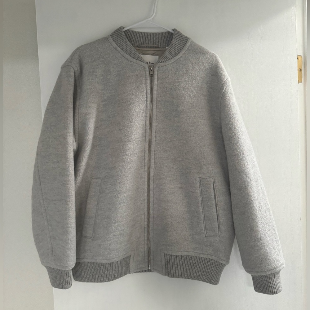 Aritzia - Wilfred Free 100% Merino Wool Bomber